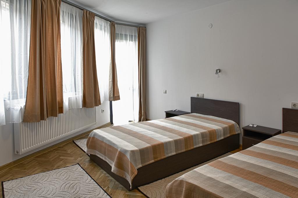 Pepi Guest House Велико-Тирново Екстер'єр фото